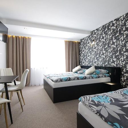 Motel Na Zbojeckiej Skawa Exteriör bild