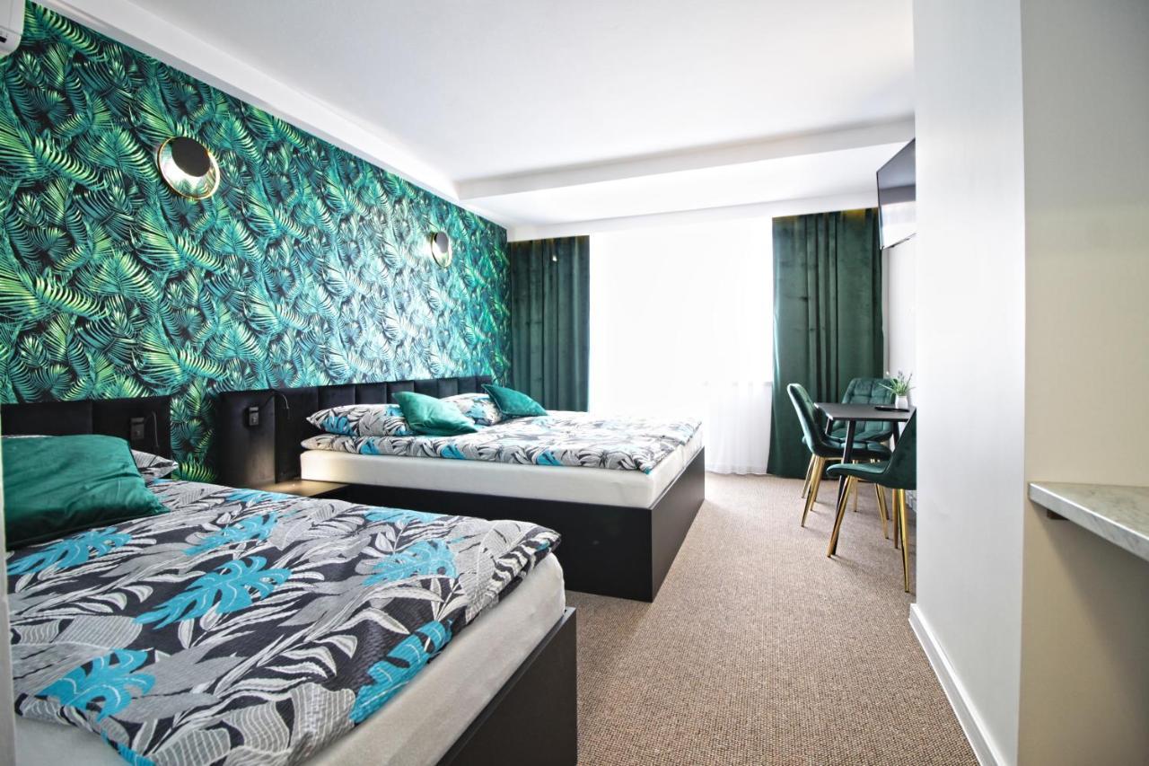 Motel Na Zbojeckiej Skawa Exteriör bild