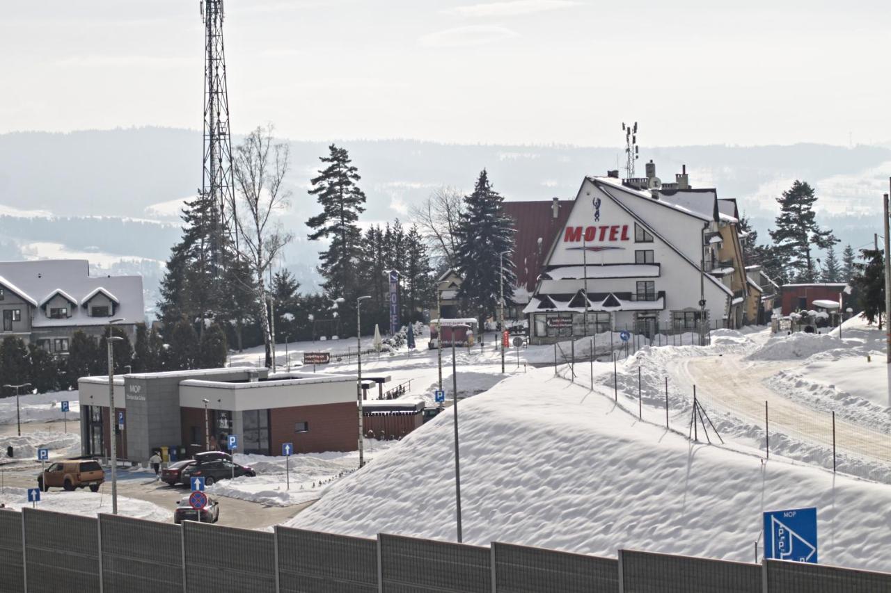 Motel Na Zbojeckiej Skawa Exteriör bild